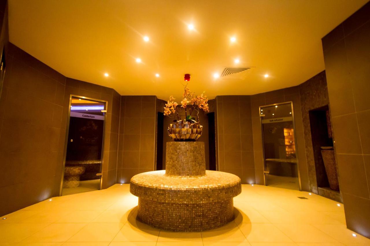 The Mere Golf Resort & Spa Esterno foto