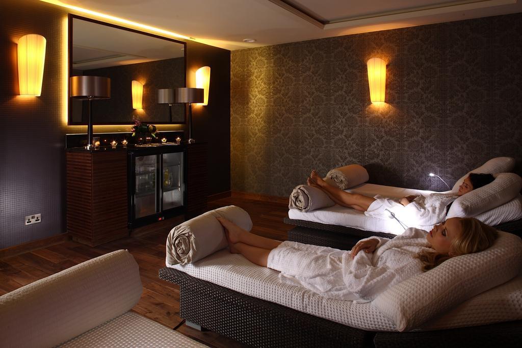 The Mere Golf Resort & Spa Esterno foto