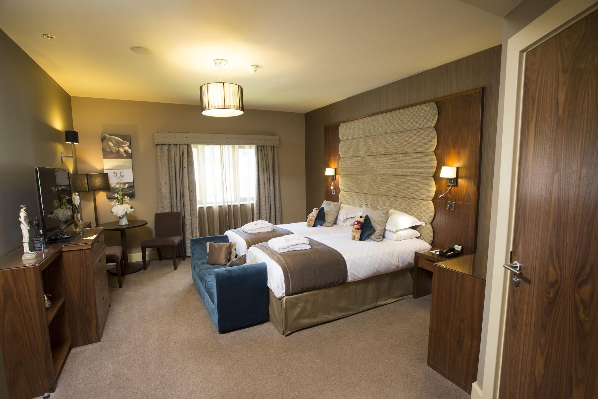 The Mere Golf Resort & Spa Esterno foto