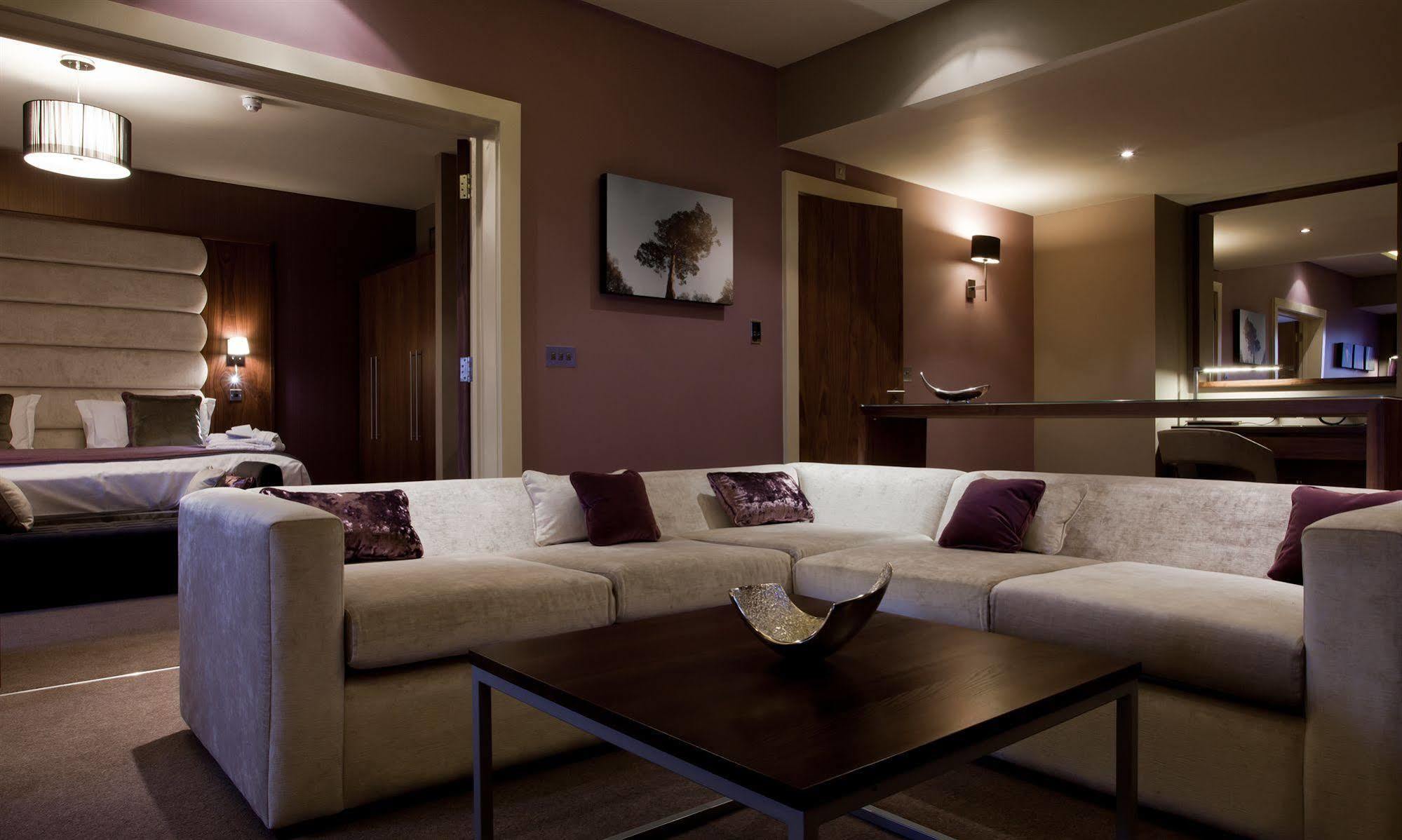 The Mere Golf Resort & Spa Esterno foto