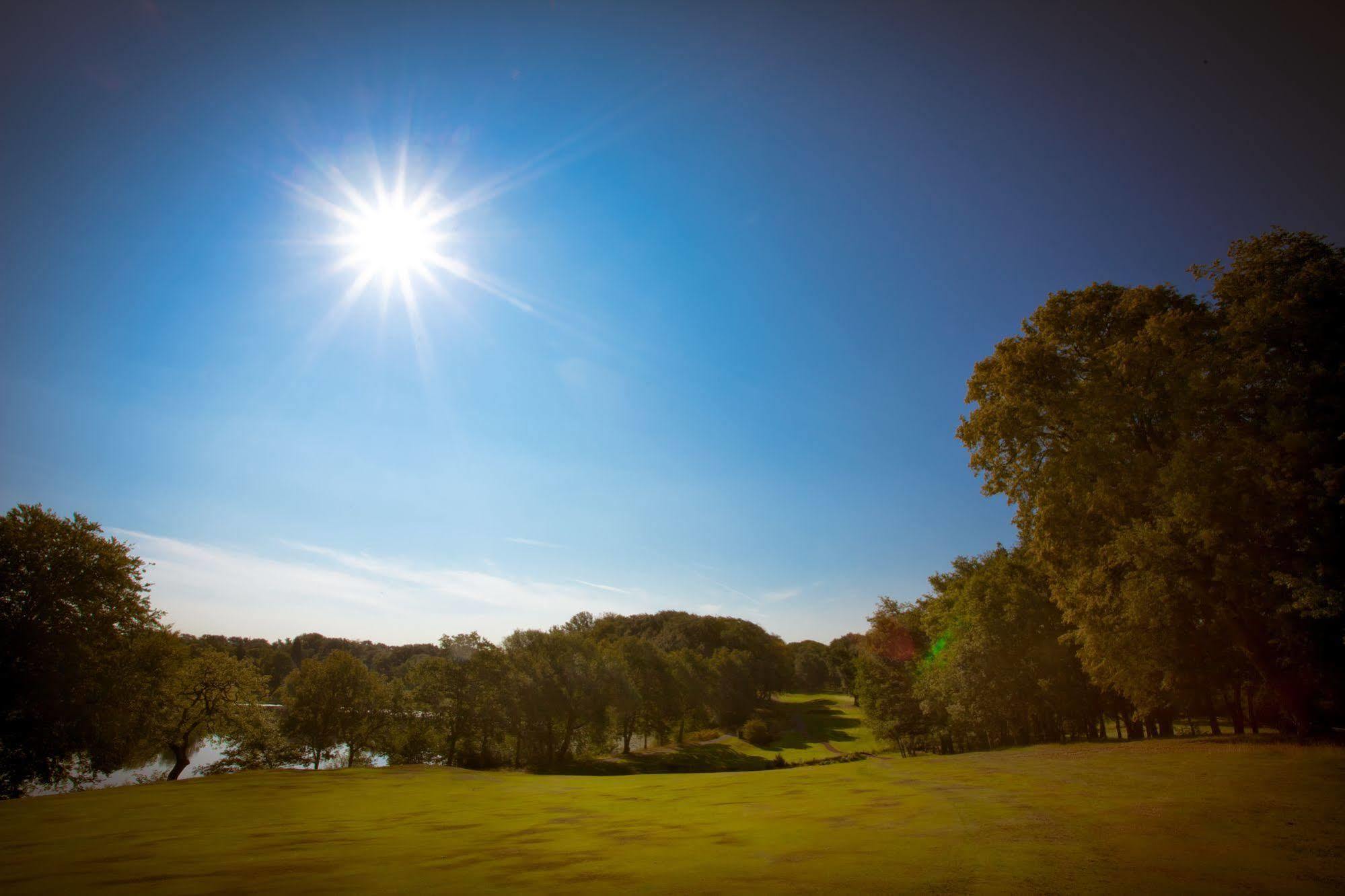The Mere Golf Resort & Spa Esterno foto